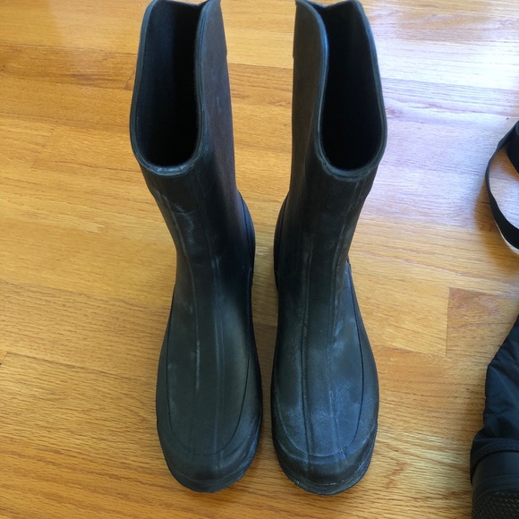 KORS rain boots & shoulder messenger bag - Picture 5 of 12